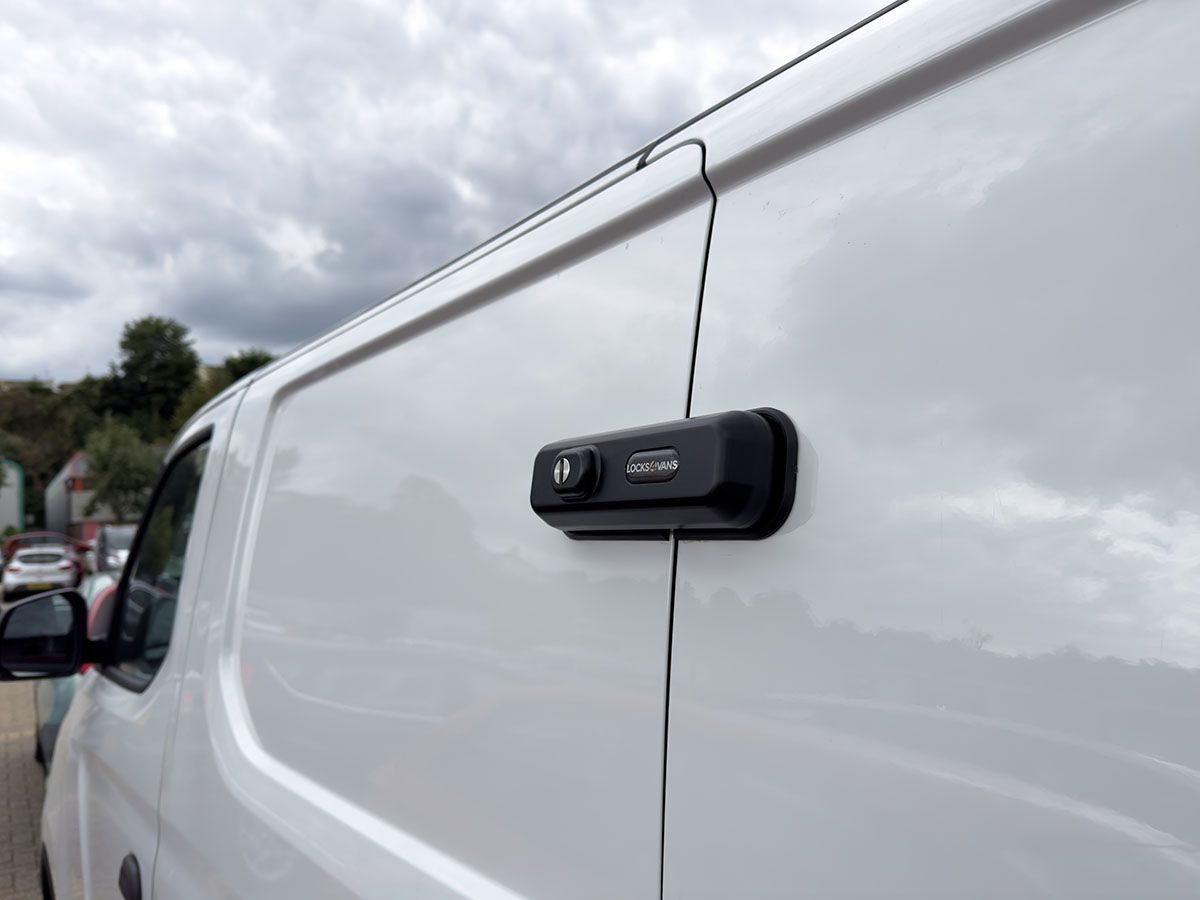 I sistemi di chiusura per furgoni Daken e la differenza nel settore